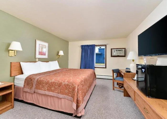 Love Hotels Staples By Oyo At Hwy 10 Mn
