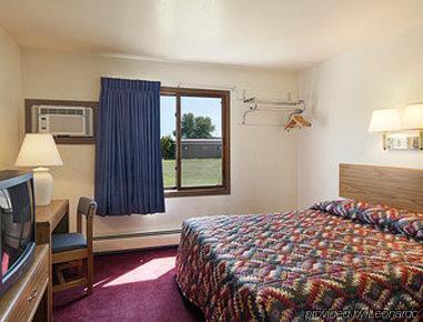 Hotel Staples By Oyo At Hwy 10 Mn Motley